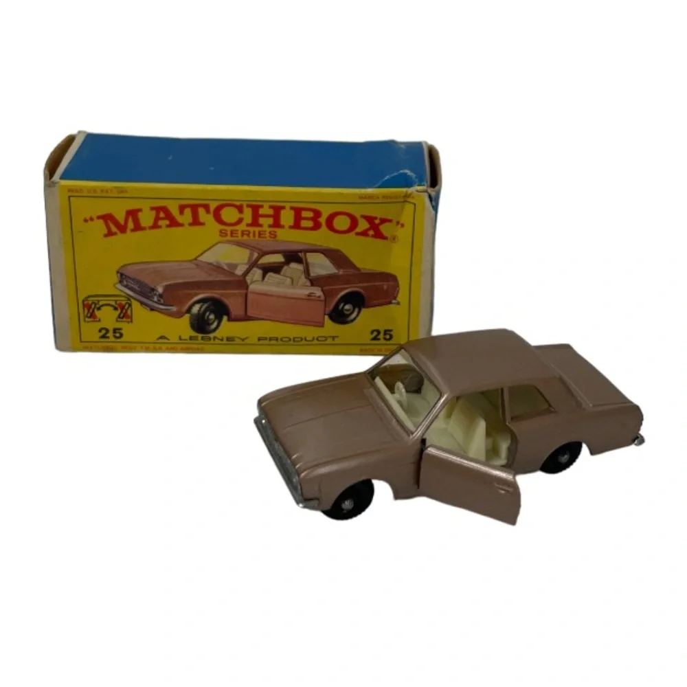 Vintage Die Cast Matchbox Cars 1960’s Original Box Lesney Cars Lot Bundle